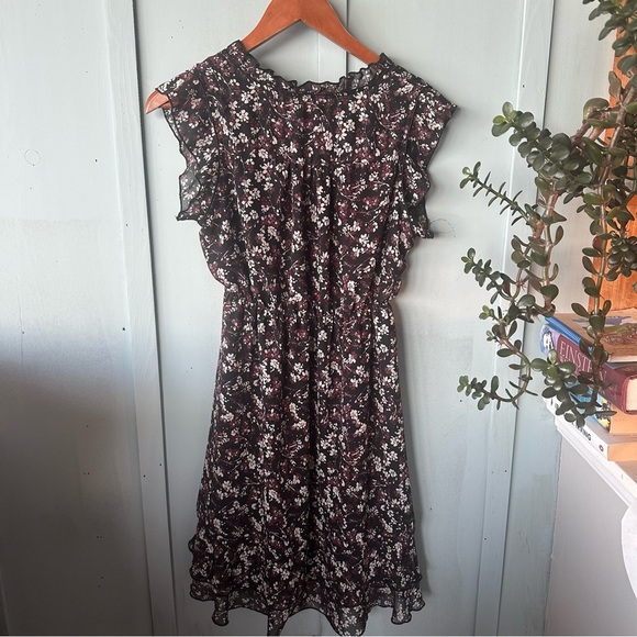 APRICOT Black and Purple Floral Dress - Picture 4 of 5